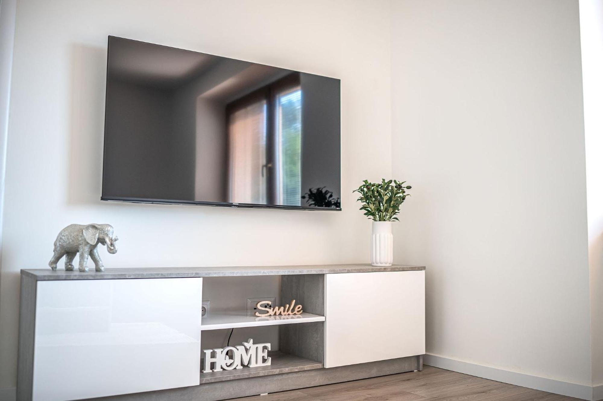Nitra Castle Suite - Modern Elegance & Serenity Kültér fotó